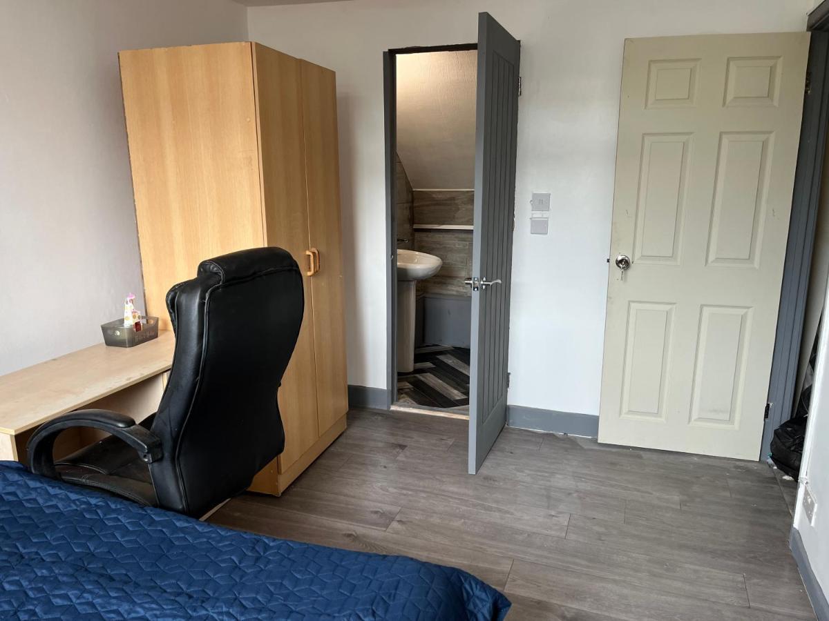 Budget Double En-Suite Bedroom Sheffield Ngoại thất bức ảnh