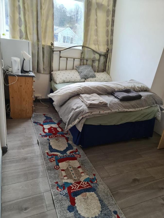 Budget Double En-Suite Bedroom Sheffield Ngoại thất bức ảnh